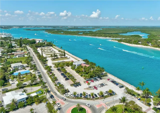 Homes for sale in Fort Pierce, FL | 355 S Ocean Dr, Fort Pierce, FL 34949