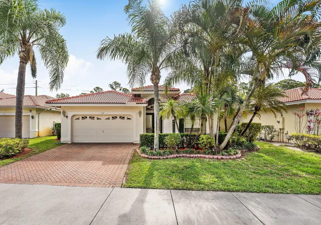 Homes for sale in Palm Beach Gardens, FL | 104 Hidden Hollow, Palm Beach Gardens, FL 33418 | MLS# B26016608