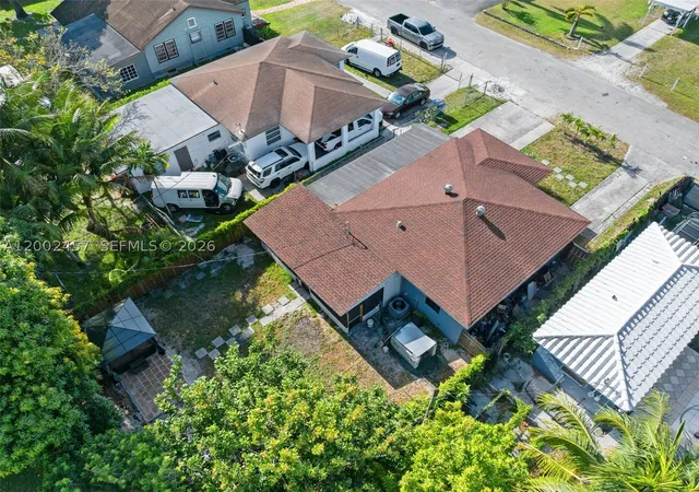 4th image of 2410 Jackson St, Hollywood, FL 33020 | MLS# A12002457