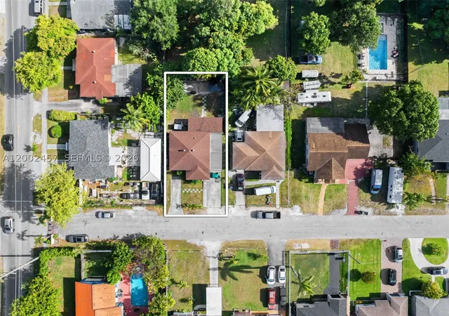5th image of 2410 Jackson St, Hollywood, FL 33020 | MLS# A12002457