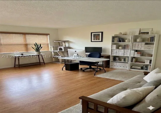 5th image of 1401 Sw 134Th Way #106C, Pembroke Pines, FL 33027 | MLS# A12002849