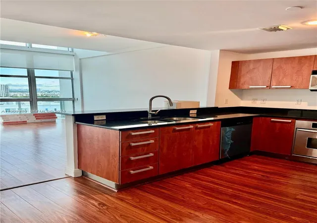 Homes for sale in Aventura, FL | 3131 Ne 188Th St #2-1213, Aventura, FL 33180 | MLS# A11999975