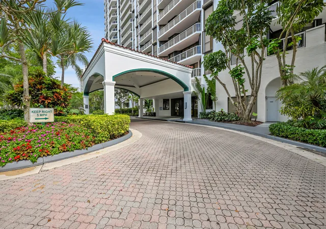 Homes for sale in Aventura, FL | 3640 Yacht Club Dr #1501, Aventura, FL 33180 | MLS# B26016886