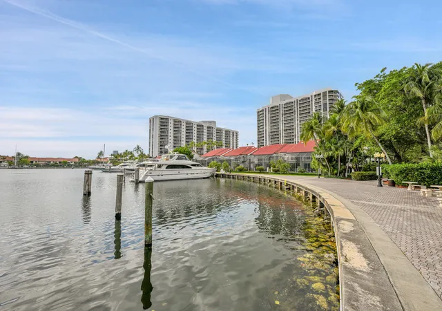 Homes for sale in Aventura, FL | 3640 Yacht Club Dr #1501, Aventura, FL 33180 | MLS# B26016886