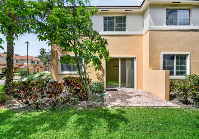 33rd image of 7480 Sarentino Ln, Boynton Beach, FL 33437 | MLS# B26016939