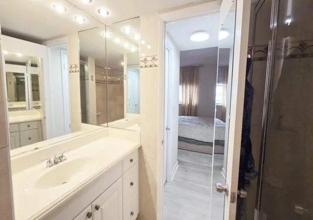 Homes for sale in Hollywood, FL | 1400 S Ocean Dr #505, Hollywood, FL 33019 | MLS# B26016950