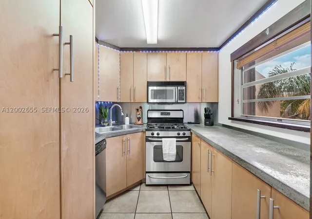 5th image of 13100 Sw 92Nd Ave #A-PH11, Miami, FL 33176 | MLS# A12002655