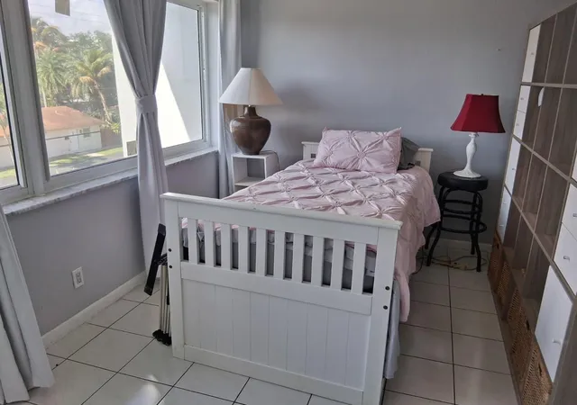 4th image of 329 Se 3Rd St #302s, Hallandale Beach, FL 33009 | MLS# B26017000