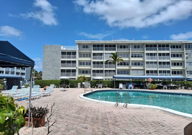 5th image of 329 Se 3Rd St #302s, Hallandale Beach, FL 33009 | MLS# B26017000