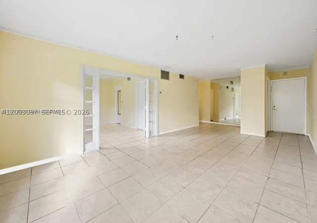 Photo 3 of Condo for sale at 124 Ne 19th Ct #114B, Wilton Manors, FL 33305 | MLS# A12003097 | Listing updated on 2026-04-18