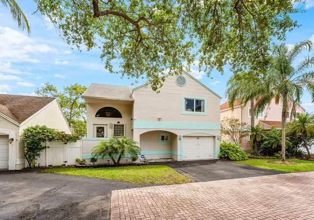 2nd image of 331 Nw 101st Ter, Pembroke Pines, FL 33026 | MLS# B26017002