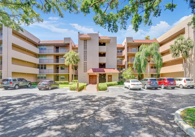 2nd image of 1811 Sabal Palm Dr #203, Davie, FL 33324 | MLS# B26017019