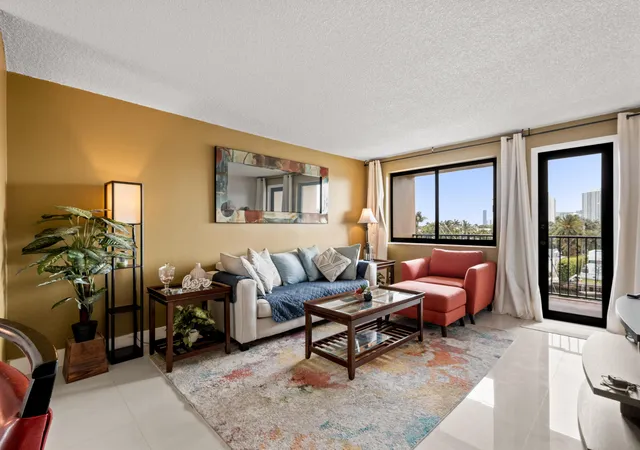 4th image of 301 Golden Isles Dr, Hallandale Beach, FL 33009
