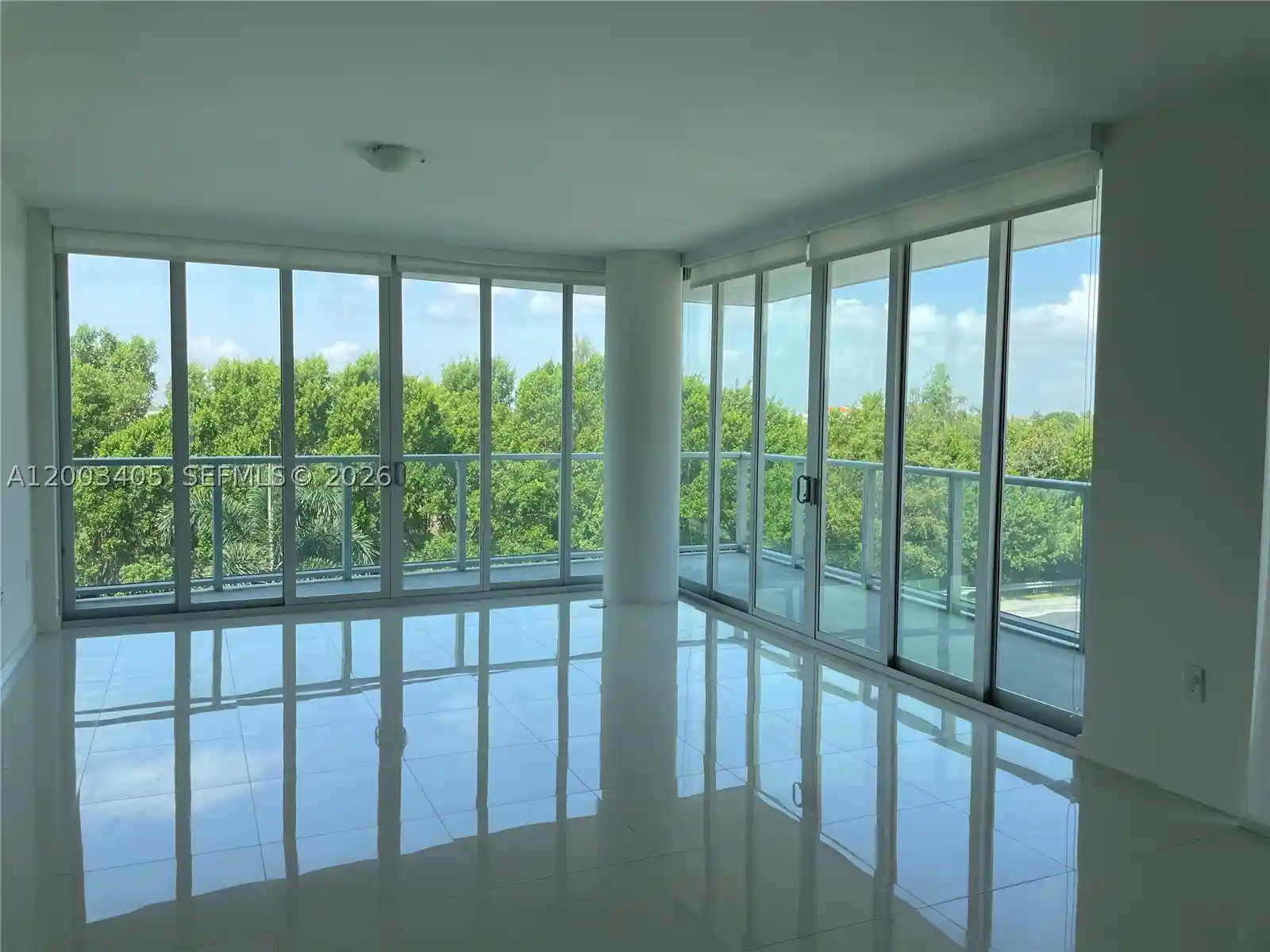 Listing Photo 1 - Condo for sale in 7751 Nw 107Th Ave located at 7751 Nw 107Th Ave, Miami, FL 33178 - Unit #411
