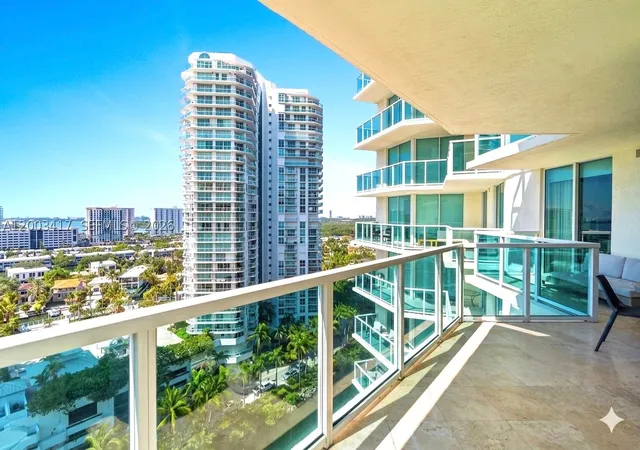 Listing Photo 1 - Condo for sale in building located at 250 Sunny Isles Blvd, Miami, FL 33160 - Unit #3-1606