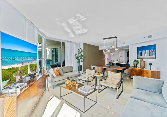 Listing Photo 3 - Condo for sale in building located at 250 Sunny Isles Blvd, Miami, FL 33160 - Unit #3-1606