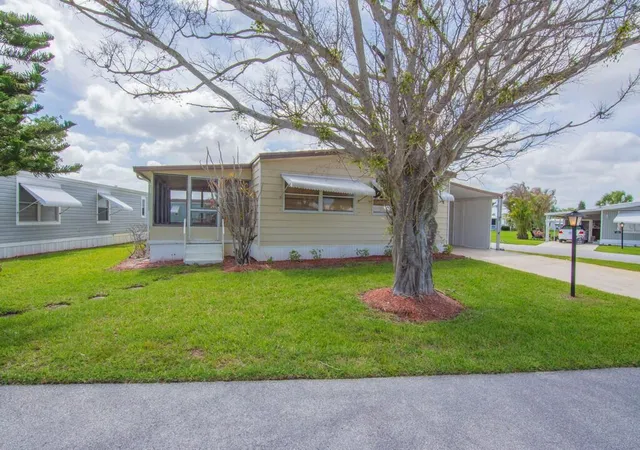 Homes for sale in Jensen Beach, FL | 225 Ne Forrest Ct, Jensen Beach, FL 34957 | MLS# B26017325