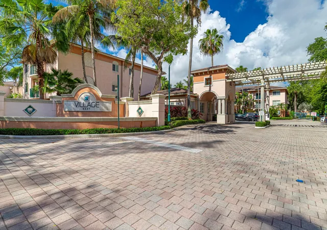 Homes for sale in Fort Lauderdale, FL | 2009 Se 10th Avenue, Fort Lauderdale, FL 33316 | Houzeo