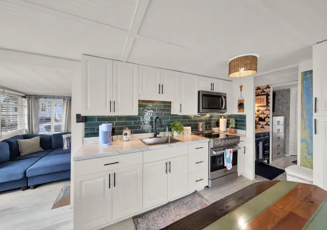Homes for sale in Jensen Beach, FL | 833 Nettles Blvd, Jensen Beach, FL 34957 | MLS# B26017590