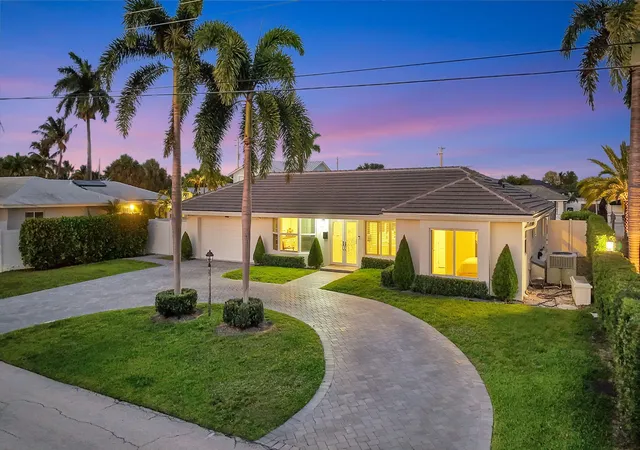2nd image of 4460 Ne 26th Ave, Lighthouse Point, FL 33064 | MLS# B26017622