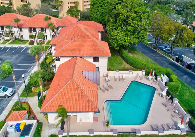 28th image of 351 Club Cir #207, Boca Raton, FL 33487 | MLS# B26017624