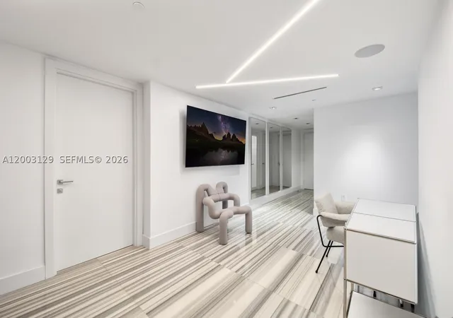 Photo 4 of Condo for sale at 1451 Brickell Ave #903, Miami, FL 33131 | MLS# A12003129 | Listing updated on 2026-04-20