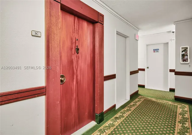 Photo 2 of Condo for sale at 5555 Collins Ave #3C, Miami Beach, FL 33140 | MLS# A12003491 | Listing updated on 2026-08-26