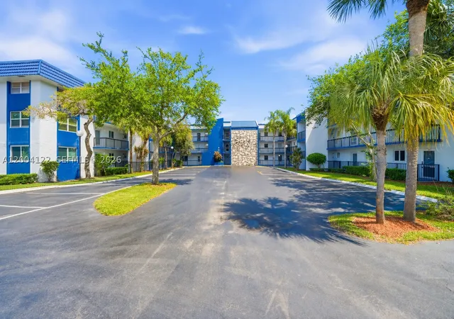 Homes for sale in Margate, FL | 3190 Holiday Springs Blvd #4-306, Margate, FL 33063 | MLS# A12004122
