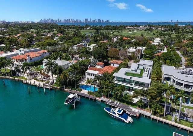 27th image of 5763 Pine Tree Dr, Miami Beach, FL 33140 | MLS# A12004343