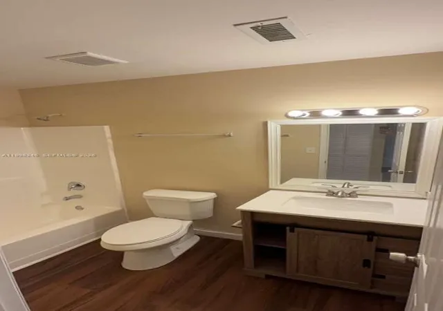 Homes for sale in North Lauderdale, FL | 8011 Southgate Blvd, North Lauderdale, FL 33068
