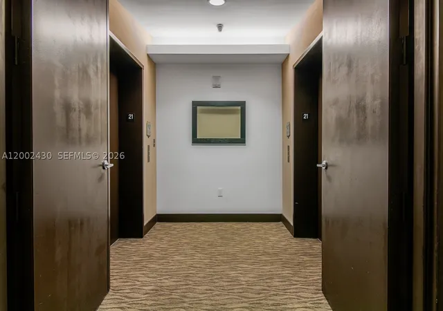 Homes for sale in Miami, FL | 79 Sw 12th St #2107-S, Miami, FL 33130 | MLS# A12002430