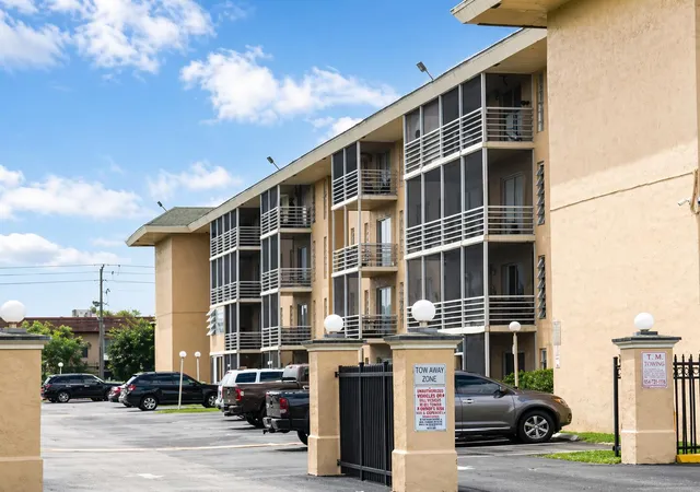 1st image of 4848 Nw 24th Ct #327, Lauderdale Lakes, FL 33313 | MLS# B26018063