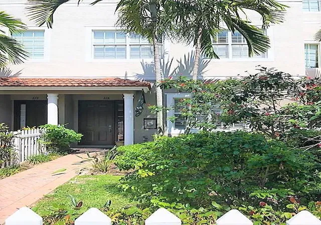Homes for sale in Hypoluxo, FL | 118 Ocean Cay Wy, Hypoluxo, FL 33462 | MLS# B26018066