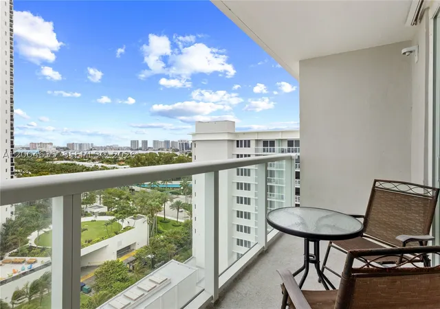 Photo 3 of Condo for sale at 19201 Collins Ave #1109, Sunny Isles Beach, FL 33160 | MLS# A12004635 | Listing updated on 2026-07-27