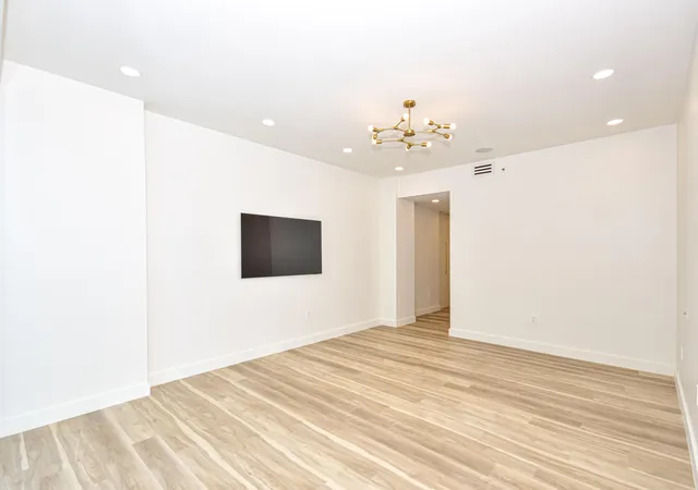 Homes for sale in Bal Harbour, FL | 10101 Collins Ave #7d, Bal Harbour, FL 33154 | MLS# B26018151