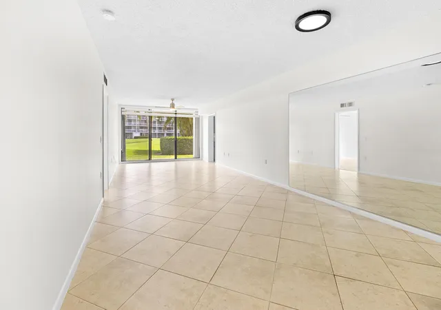 5th image of 2561 Vlg Blvd, West Palm Beach, FL 33409