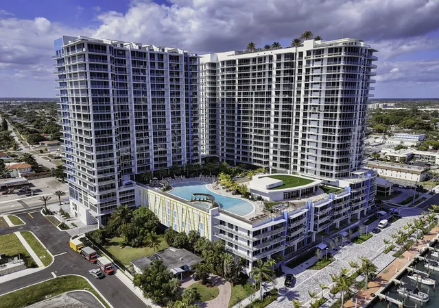 3rd image of 220 Lake Shore Dr #605, Lake Park, FL 33403 | MLS# B26018206