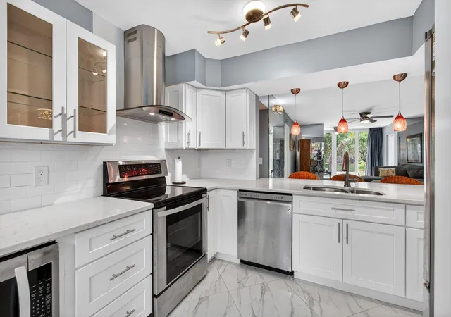 Homes for sale in Delray Beach, FL | 18 Willowbrook Ln #103, Delray Beach, FL 33446 | MLS# B26018214