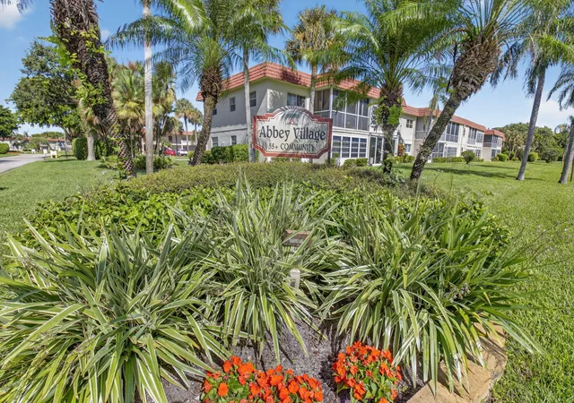 Homes for sale in Delray Beach, FL | 18 Willowbrook Ln #103, Delray Beach, FL 33446 | MLS# B26018214