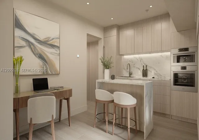 2nd image of 260 Collins Ave #205, Miami Beach, FL 33139 | MLS# A12005026