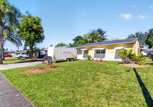 2nd image of 5730 Ne 6th Ter, Fort Lauderdale, FL 33334 | MLS# B26018294