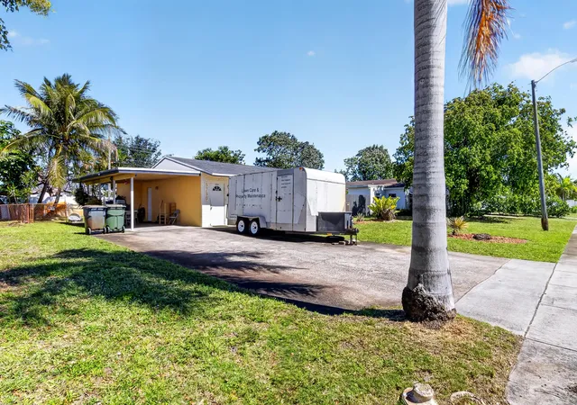3rd image of 5730 Ne 6th Ter, Fort Lauderdale, FL 33334 | MLS# B26018294