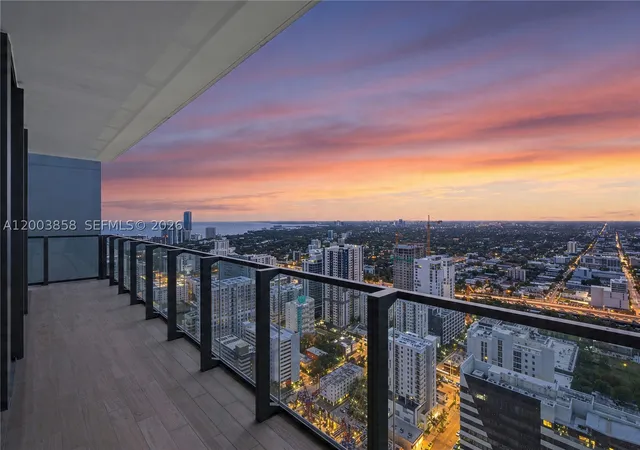 Condo for sale at 88 Sw 7Th St #3710, Miami, FL 33130 | MLS# A12003858 | Listing updated on 2026-04-22