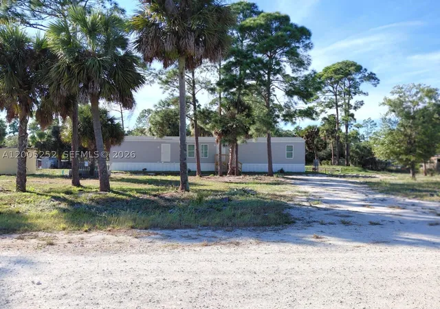 1st image of 630 S Trebol Street, Clewiston, FL 33440 | MLS# A12005252