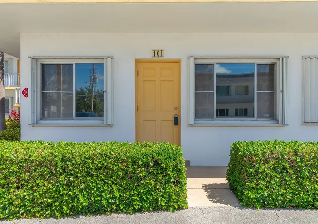 2nd image of 2840 Cynthia Ln #101, Lake Worth, FL 33461 | MLS# B26018411