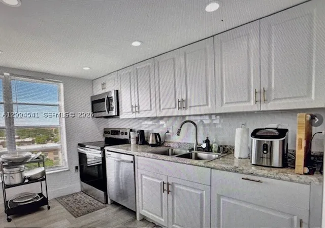 3rd image of 4174 Inverrary Dr #914, Lauderhill, FL 33319 | MLS# A12004541