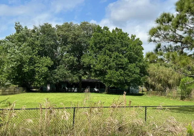 1st image of 1515 Ne 342nd Trl, Okeechobee, FL 34972 | MLS# B26018548