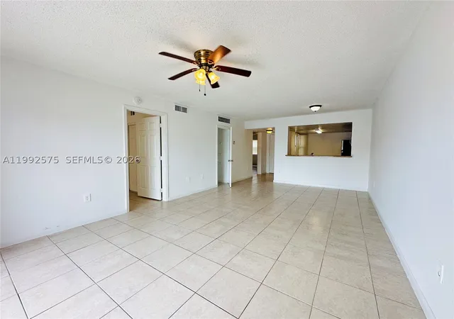 4th image of 481 Sw 113Th Way #481, Pembroke Pines, FL 33025 | MLS# A11992575