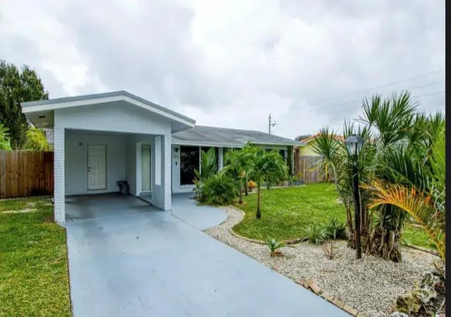 Homes for sale in Hollywood, FL | 1905 N 45th Ave, Hollywood, FL 33021 | MLS# B26018654