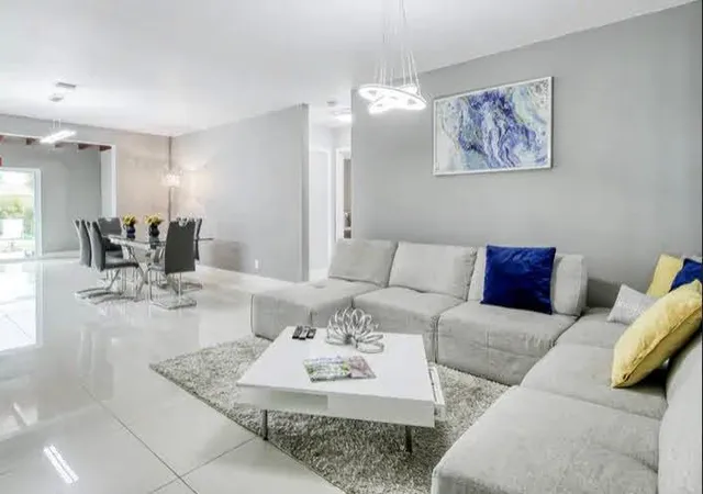 Homes for sale in Hollywood, FL | 1905 N 45Th Ave, Hollywood, FL 33021 | MLS# B26018654